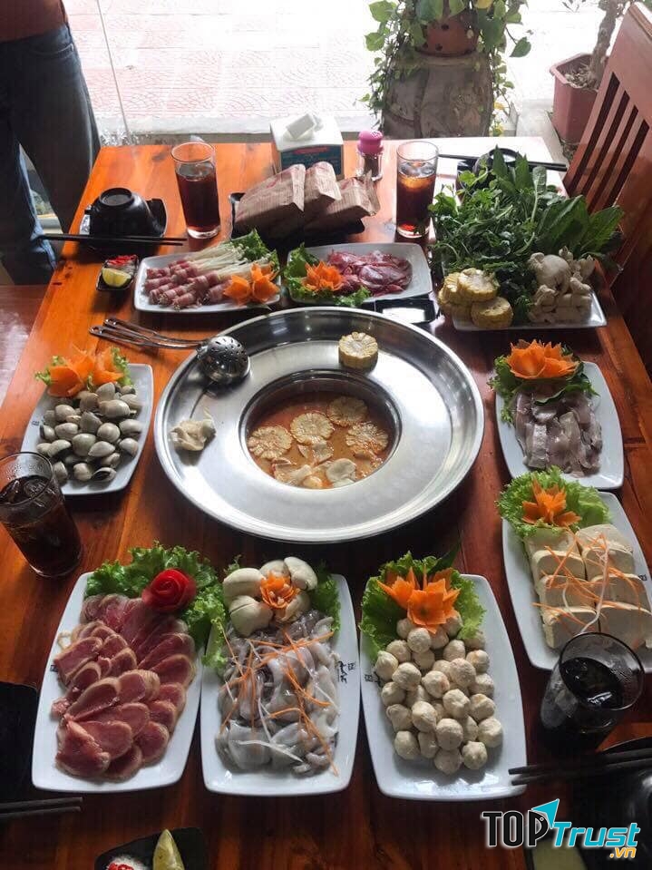 Nhà Hàng BBQ & HOTPOT WORLD
