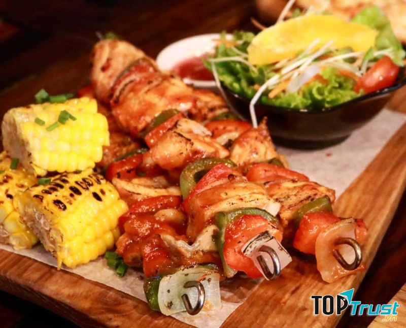 Nhà hàng Big Pig BBQ & Beer Trường Sơn