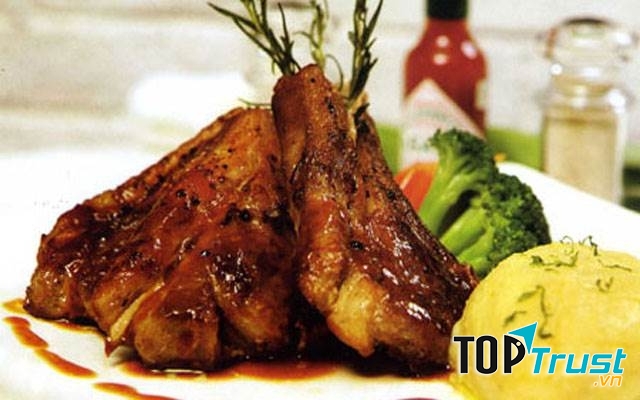 Hấp dẫn với món ăn ở nhà hàng