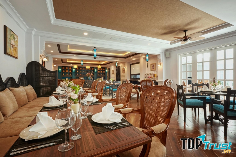 Nhà hàng Bonne Vie Steak House