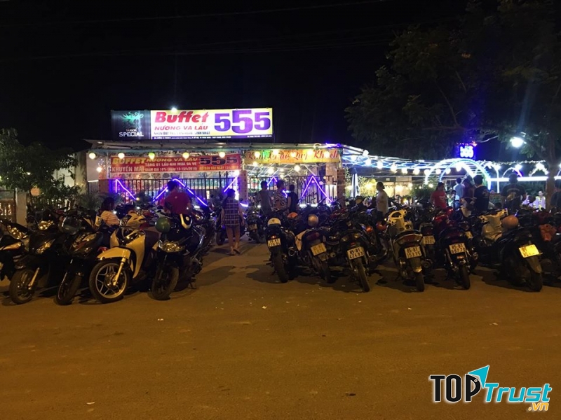 Nhà hàng Buffet 555 – Nướng & Lẩu