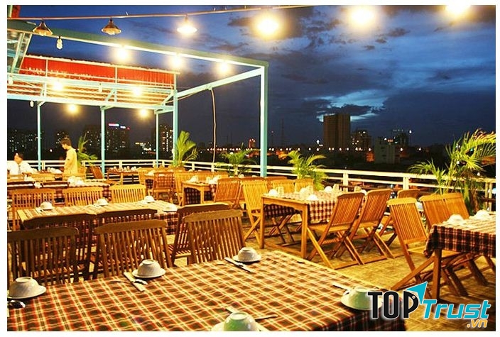 Không gian nhà hàng sang trọng Hàng Dương