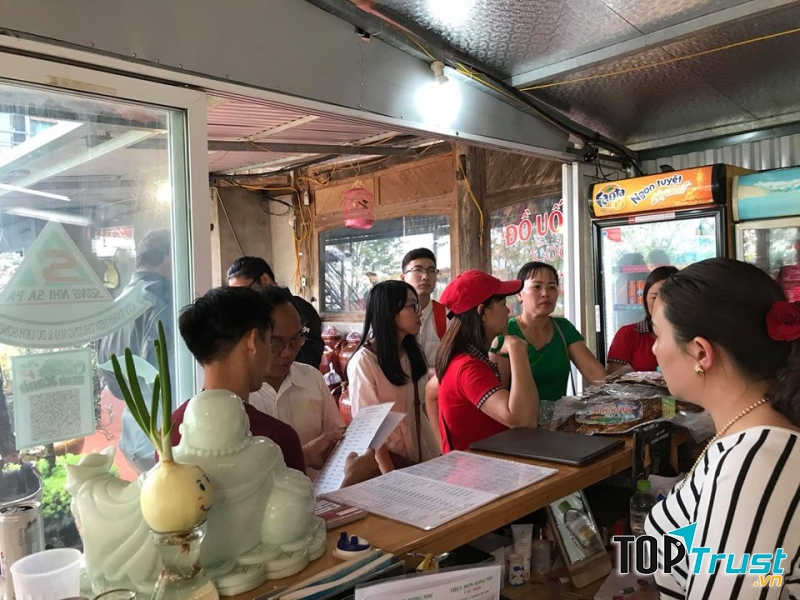 Nhà hàng cá hồi Song Nhi Sapa