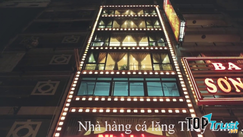 Nhà hàng Cá Lăng Thùy Linh gồm 07 tầng đảm bảo khong gian phục vụ các bữa tiệc của cơ quan, tổ chức