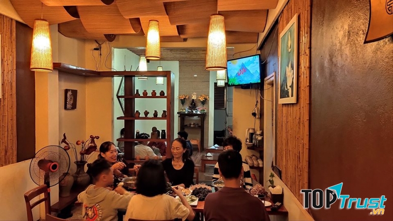 Nhà hàng chay Ahimsa