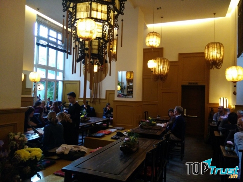 Nhà hàng Chén Chè Tea House