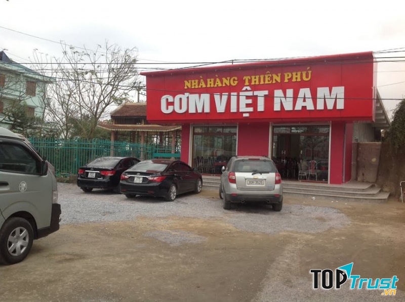 Nhà hàng cơm Thiên Phú