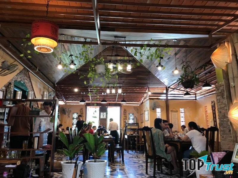 Nhà hàng Cơm Xưa