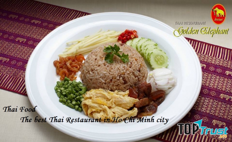 Nhà Hàng Con Voi Vàng