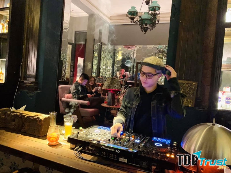 Nhà hàng Cosa Nostra