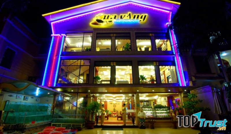 Nhà Hàng Cua Vàng