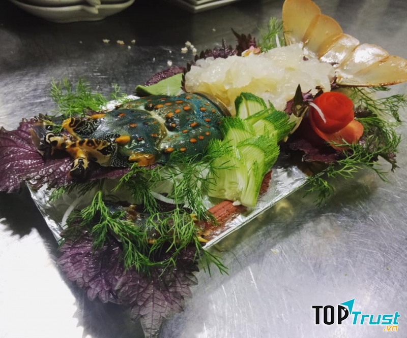 Nhà hàng Cua Vàng