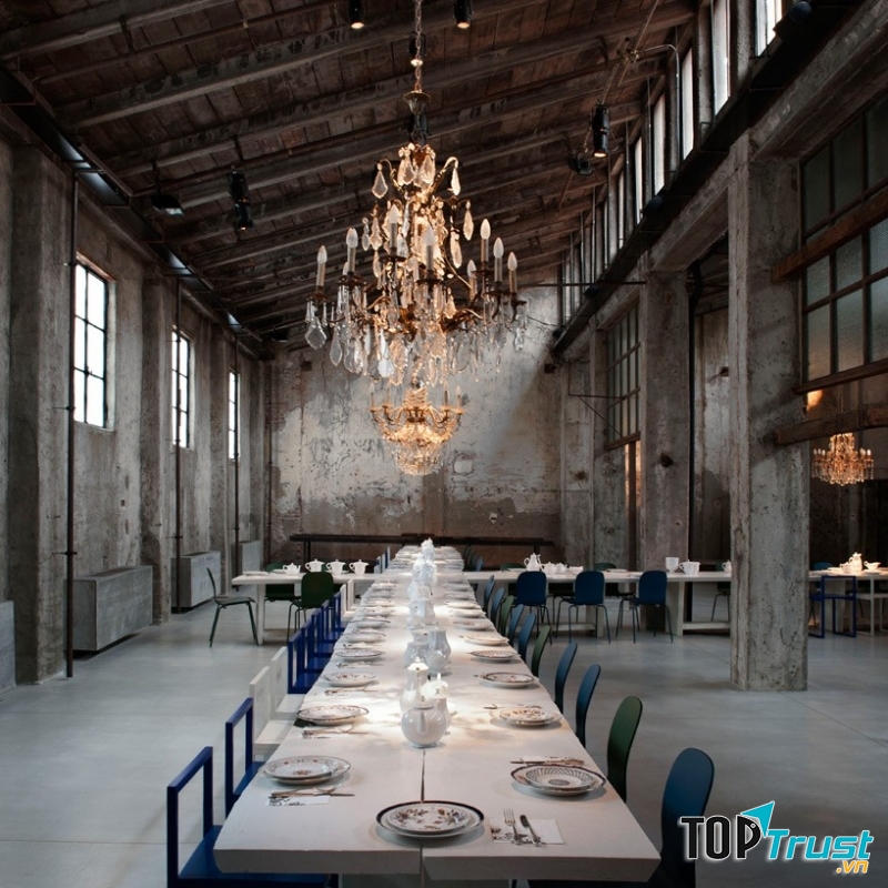 Nhà hàng E Camilla Carlo với quầy bar cocktaik