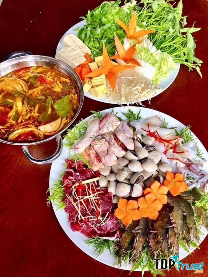 Nhà Hàng Eo Biển Xanh