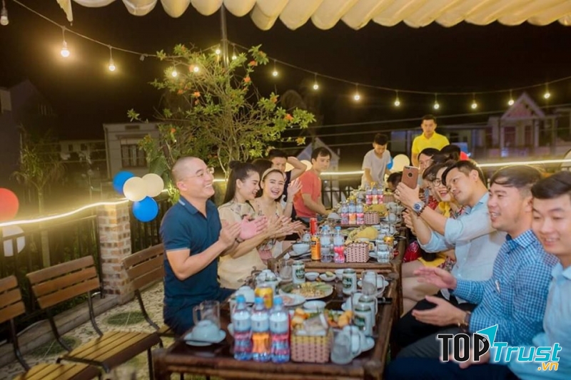 Nhà hàng Gà Thanh Chương 2