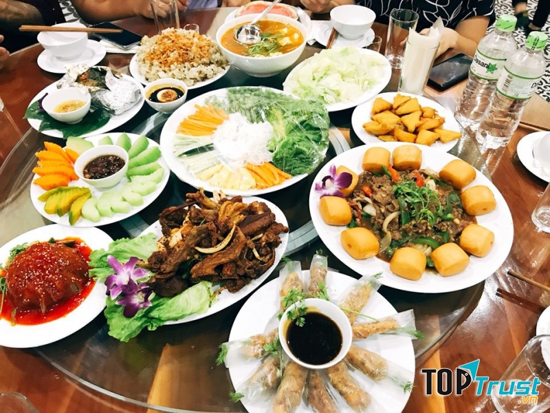 Nhà hàng Gạo Cao Bằng