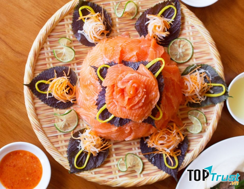 Món ăn được chế biến bởi những đầu bếp chuyên nghiệp