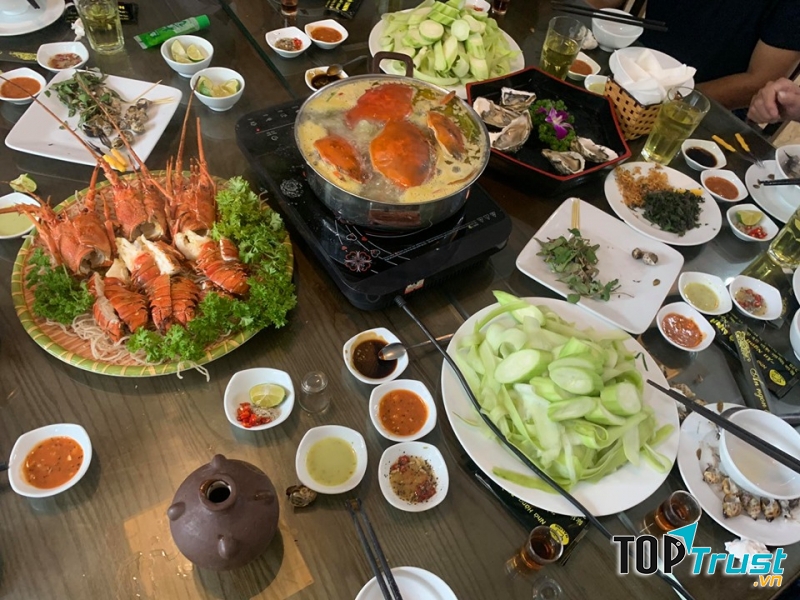 Những món hải sản được chế biến theo yêu cầu của khách hàng