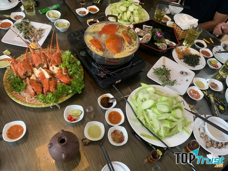 Nhà Hàng Hà Linh với sự uy tín của mình ngày càng được thực khách tin tưởng, yêu thích