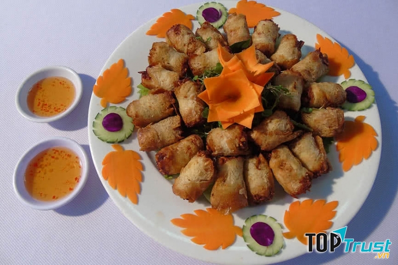 Một bữa tiệc sinh nhật cho bé hoàn hảo và ý nghĩa đang đợi gia đình bạn tại nhà hàng Hai Lúa