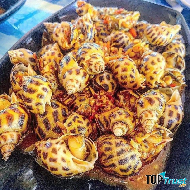 Nhà Hàng Hải Sản Bé Thân - Lăng Cô
