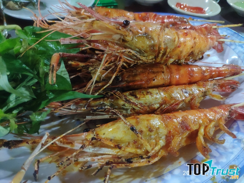 Nhà hàng hải sản Biển Đông 2