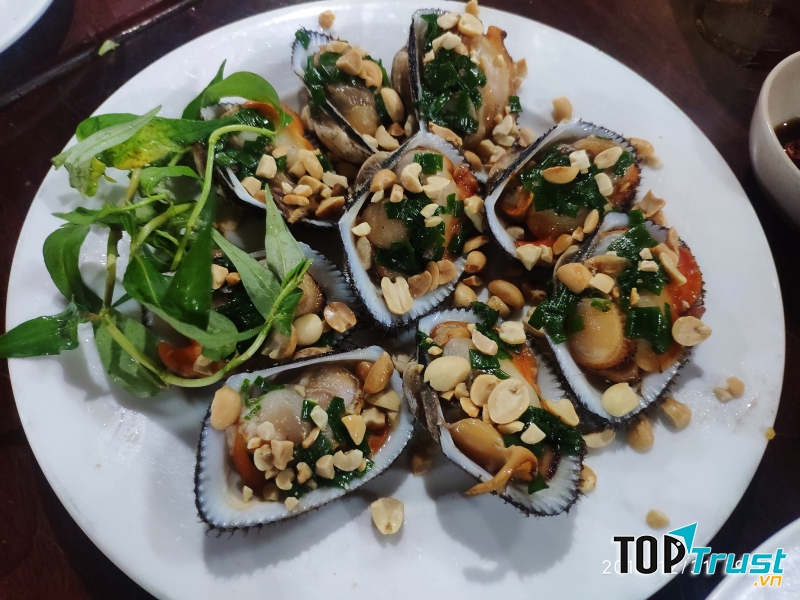 Nhà hàng hải sản Biển Đông 2
