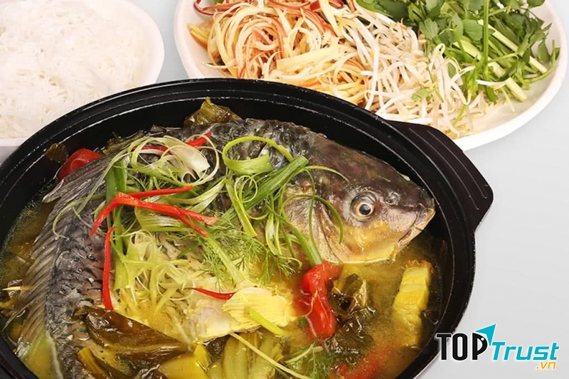 Nhà hàng Hải Yến Tre Bãi Đá là một trong những nhà hàng hải sản ngon nhất ở Tây Hồ