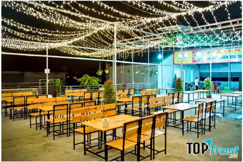 Nhà hàng Hàm Nghi sở hữu kiến trúc thiết kế gần gũi