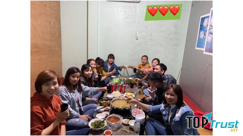 Nhà Hàng Hàm Rồng