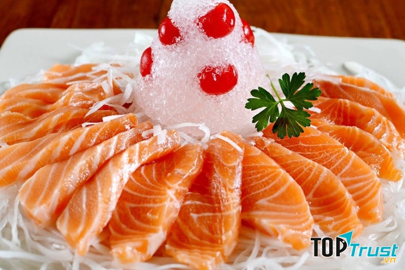 Nhà hàng Hoa An Viên chuyên phục vụ các món ăn từ Á đến Âu và buffet vô cùng hấp dẫn