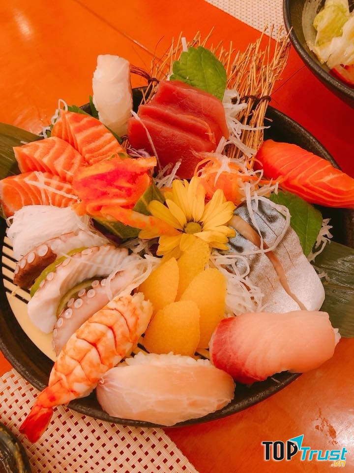 Nhà Hàng Hoa Sữa Lào Cai