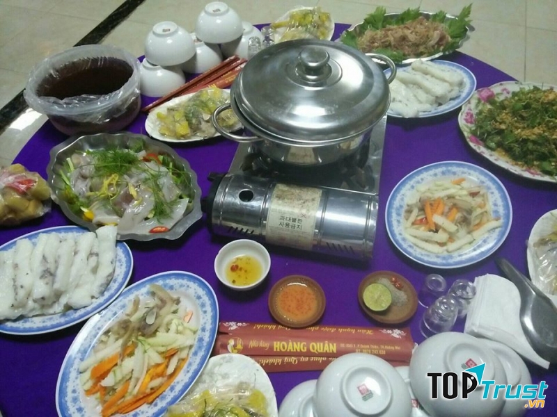 Nhà hàng Hoàng Quân