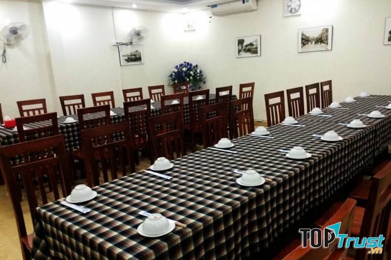Nhà hàng Hội Quán
