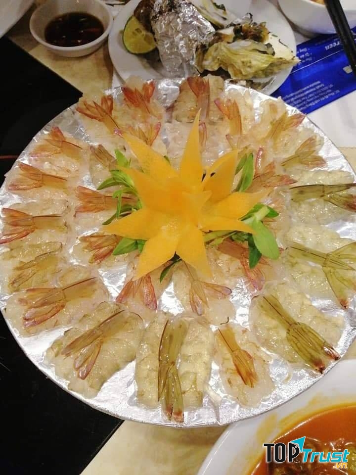 Món ăn tại nhà hàng