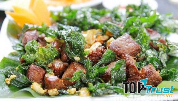 Nhà hàng Hùng Còi