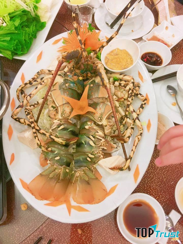 Món ăn tại nhà hàng