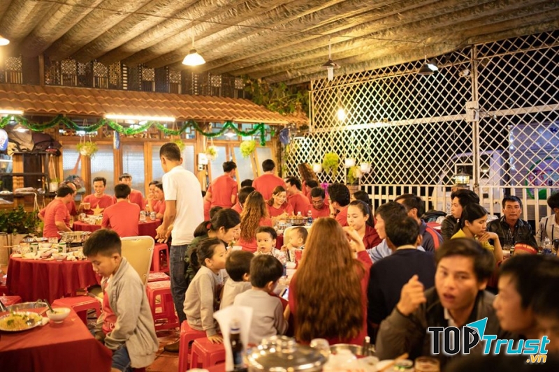 Nhà hàng Hướng Liễu