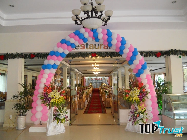 Nhà hàng khách sạn Sài Gòn Kim Liên