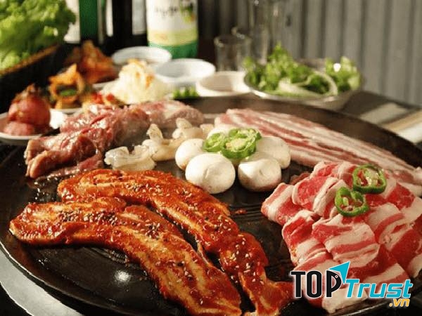 Quán phục vụ rất nhiều các loại món nướng vừa ngon, vừa hợp giá tiền.