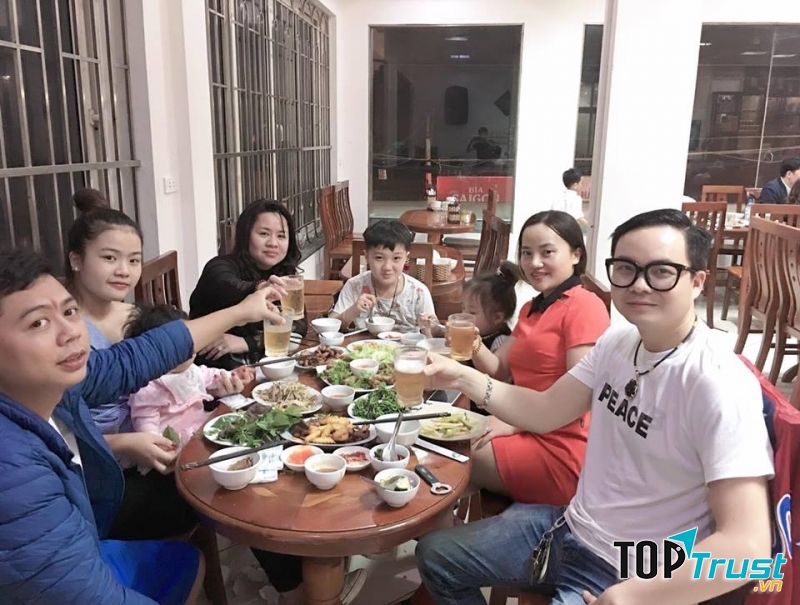 Nhà hàng Lẩu Dê Tuấn Hằng