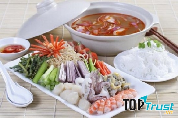 Nhà hàng Linh Đan