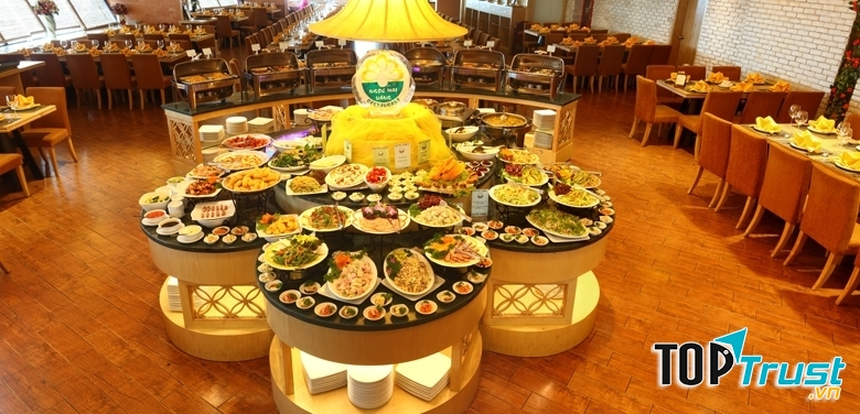 Ngọc Mai Vàng với hàng trăm món ăn ngon, phong phú