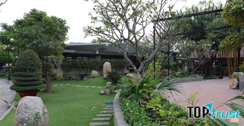 Nhà Hàng Nhơn Hòa 1