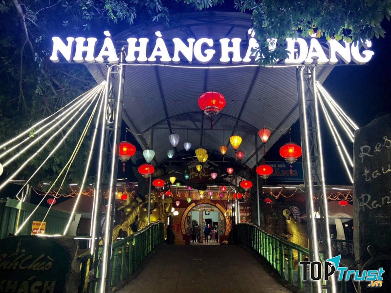 Nhà hàng nổi Hải Đăng
