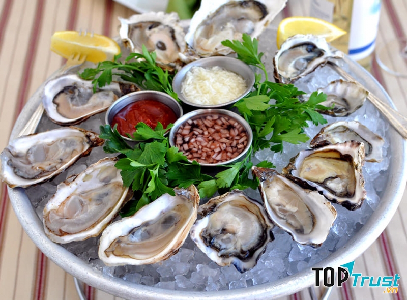 Nhà Hàng Nổi Khởi Nghiệp