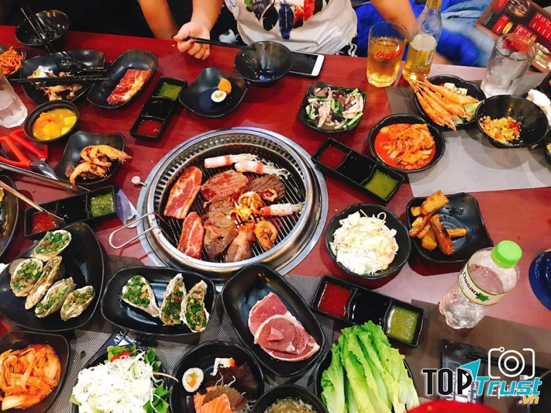 Lẩu nướng hấp dẫn