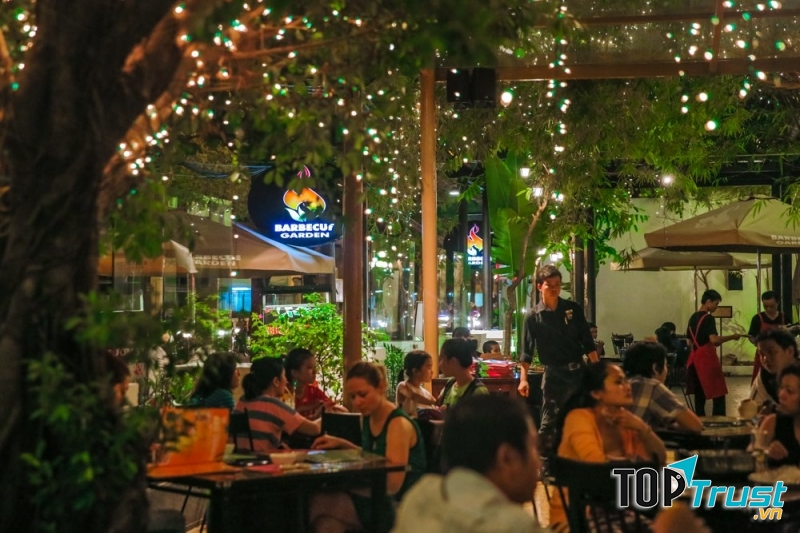 Không gian thiên nhiên tại BBQ Garden