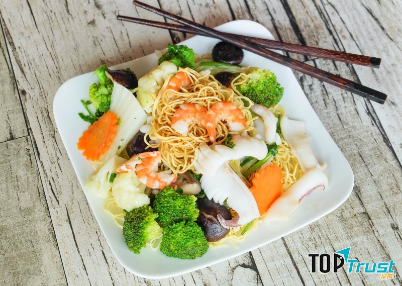 Nhà Hàng Phố Biển