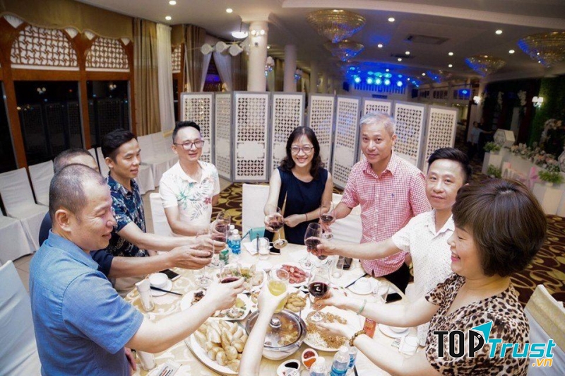 Nhà hàng Phương Nguyên